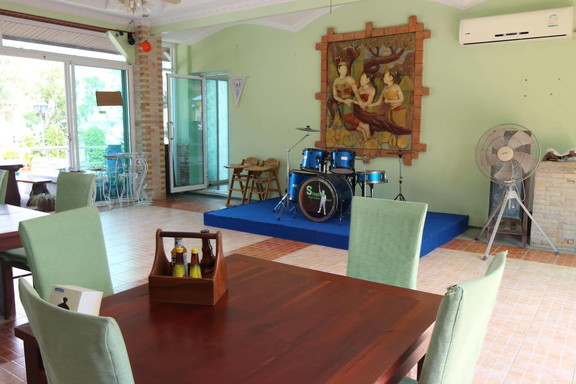 Ponderosa Resort Nong Prue Exterior photo
